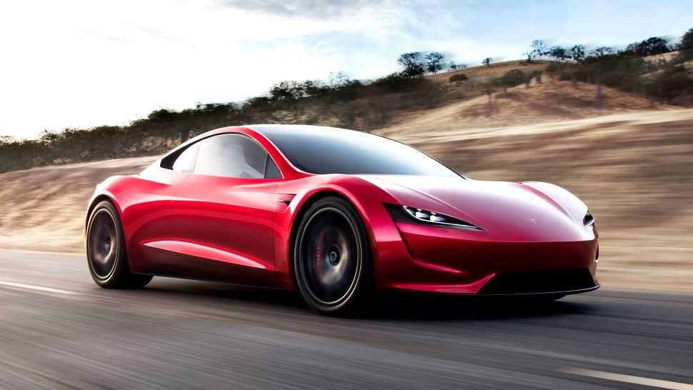 Tesla Roadster Sahiplerine Özel Hizmet Verilecek