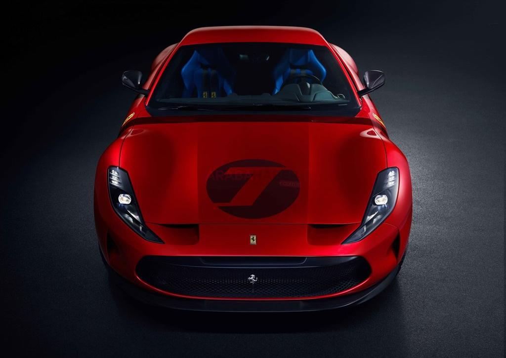 Özel Üretim Ferrari Omologata Örtülerini Kaldırdı